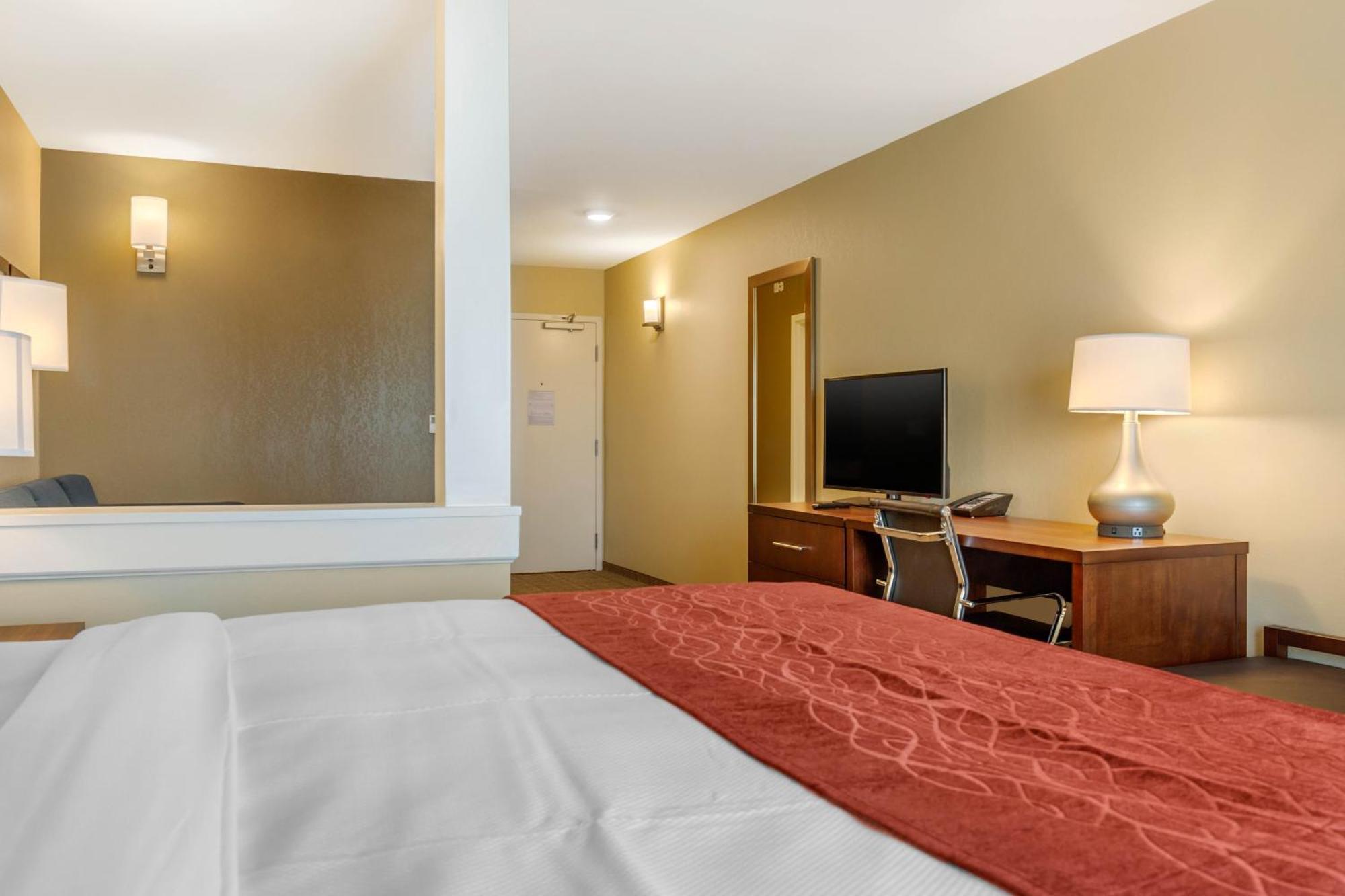 Comfort Inn & Suites Gap Amish Country Exterior foto